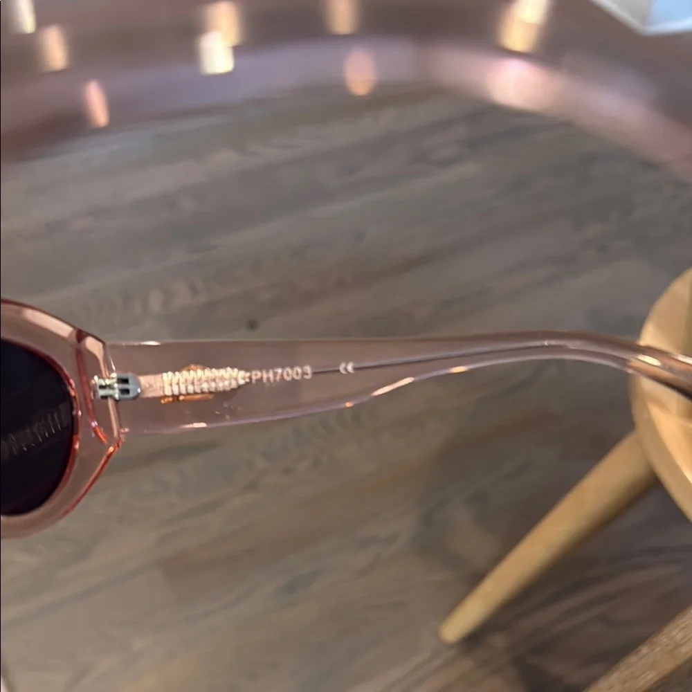 Philo Eyewear Chic Pink Sunglasses - Picture 4 of 5